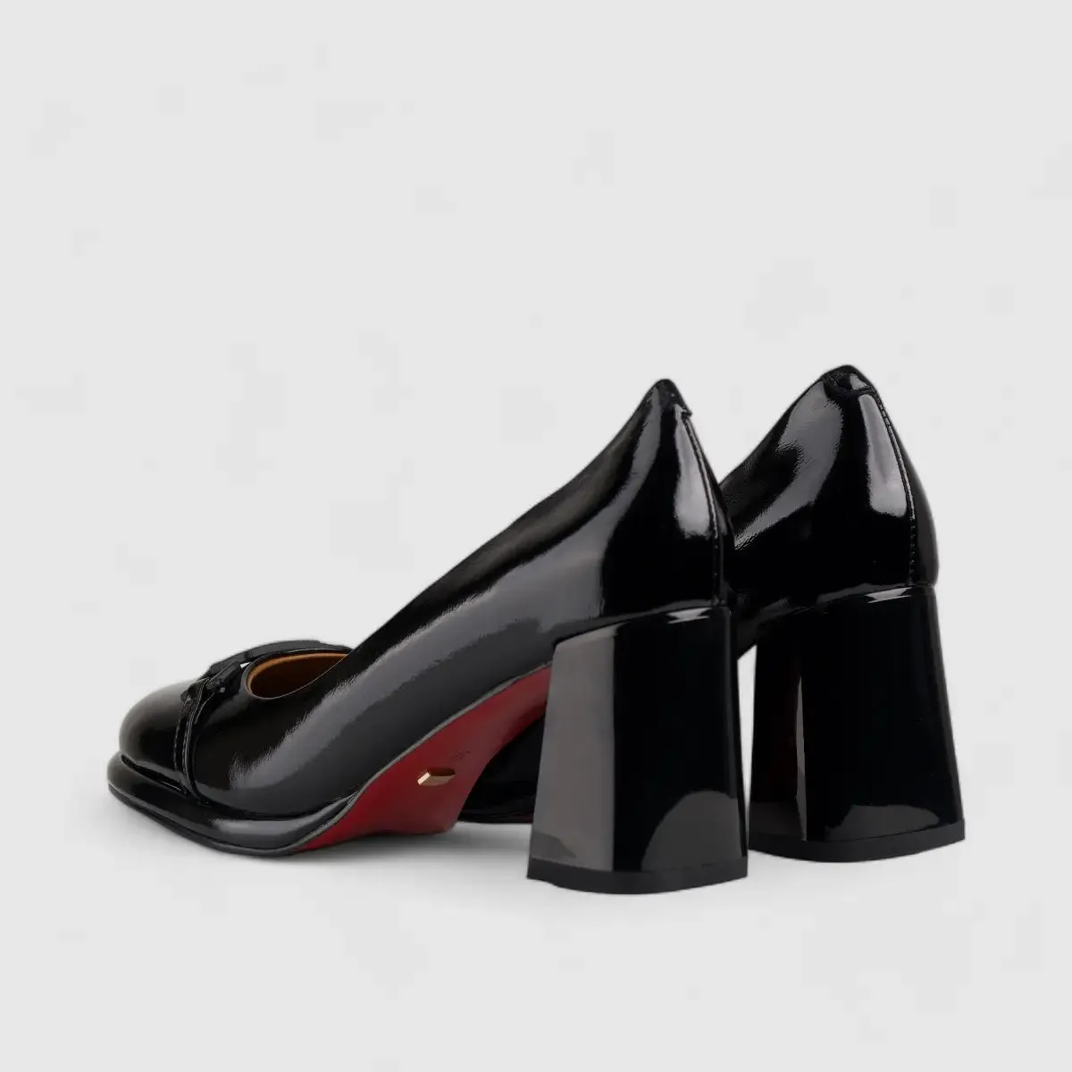 Bulbul Leather Block Heel Court Shoe Black LAR6006