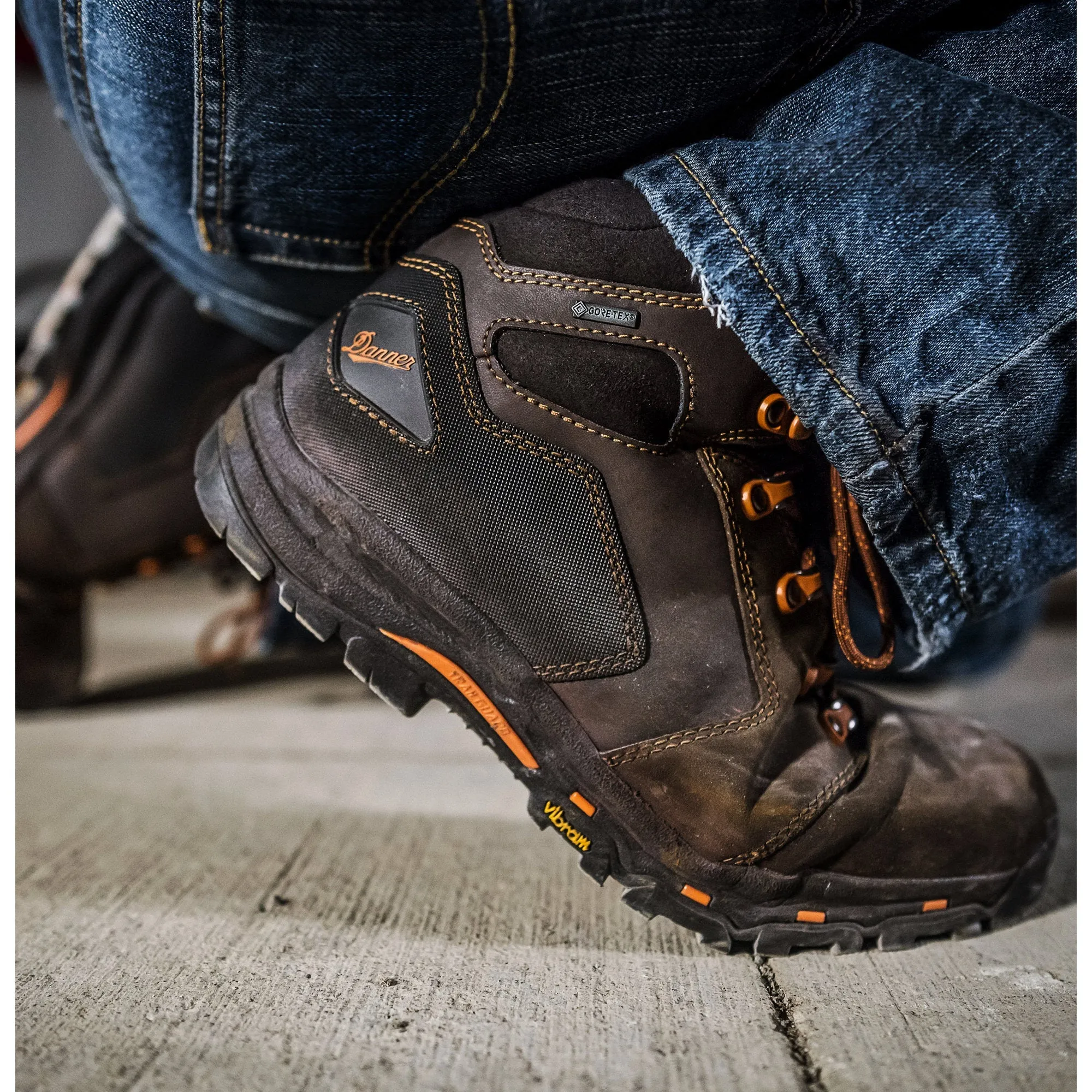DANNER Vicious 4.5" Boot - Brown/Orange Composite Toe (NMT)