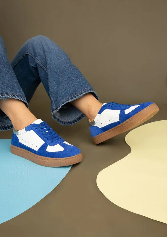 KATIE LACE UP ROUND TOE SNEAKERS