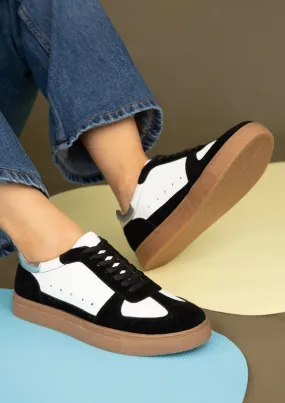 KATIE LACE UP ROUND TOE SNEAKERS