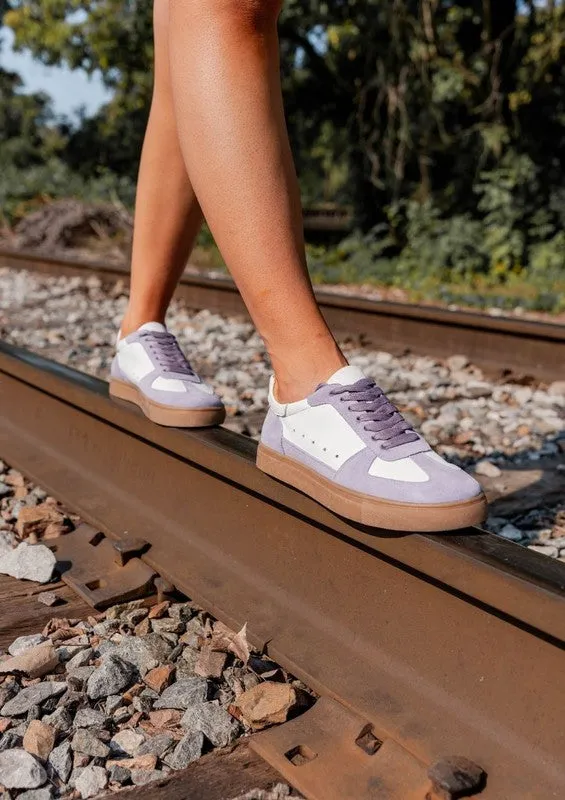 KATIE LACE UP ROUND TOE SNEAKERS