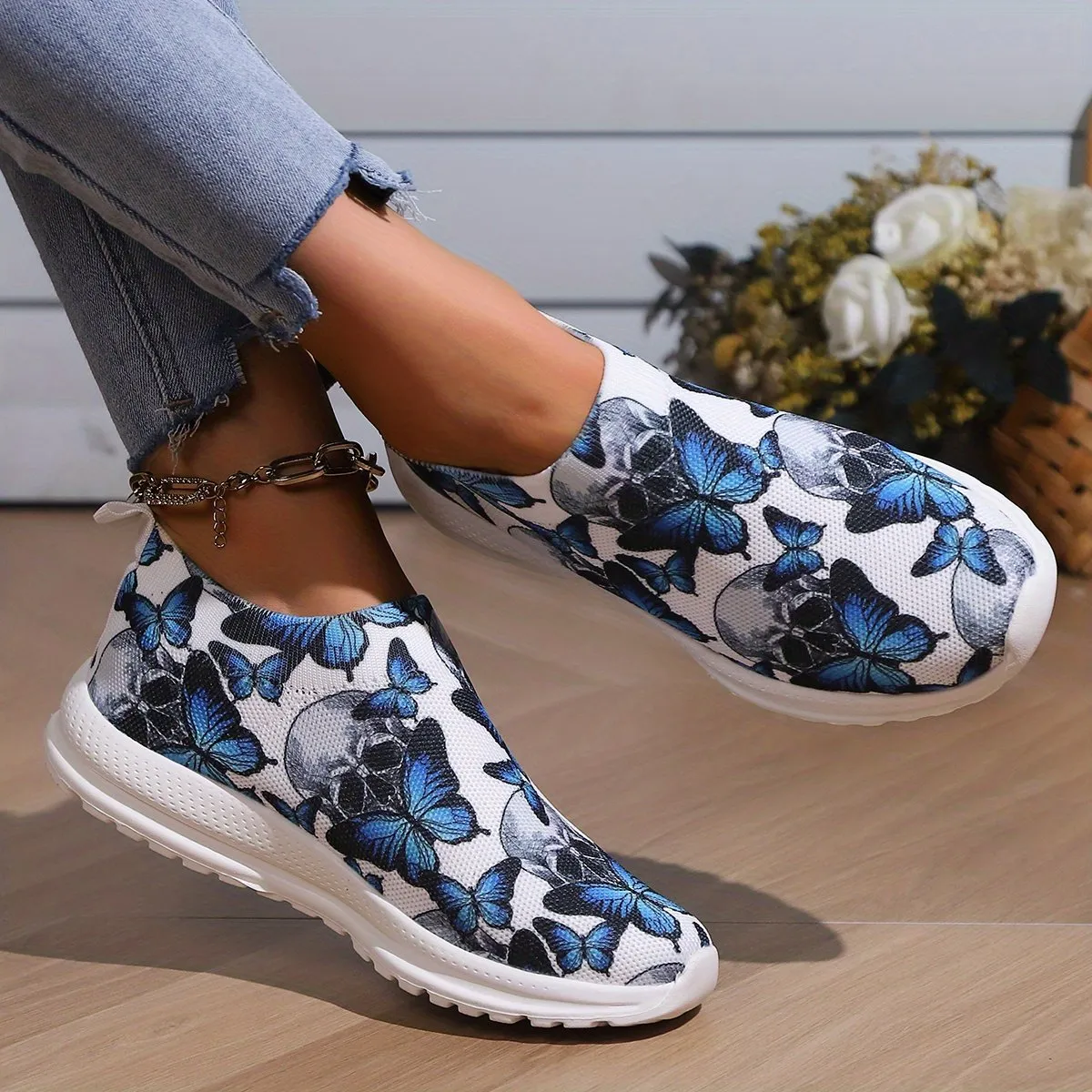 Women's Skull & Butterfly Print Sneakers Breathable Shoes