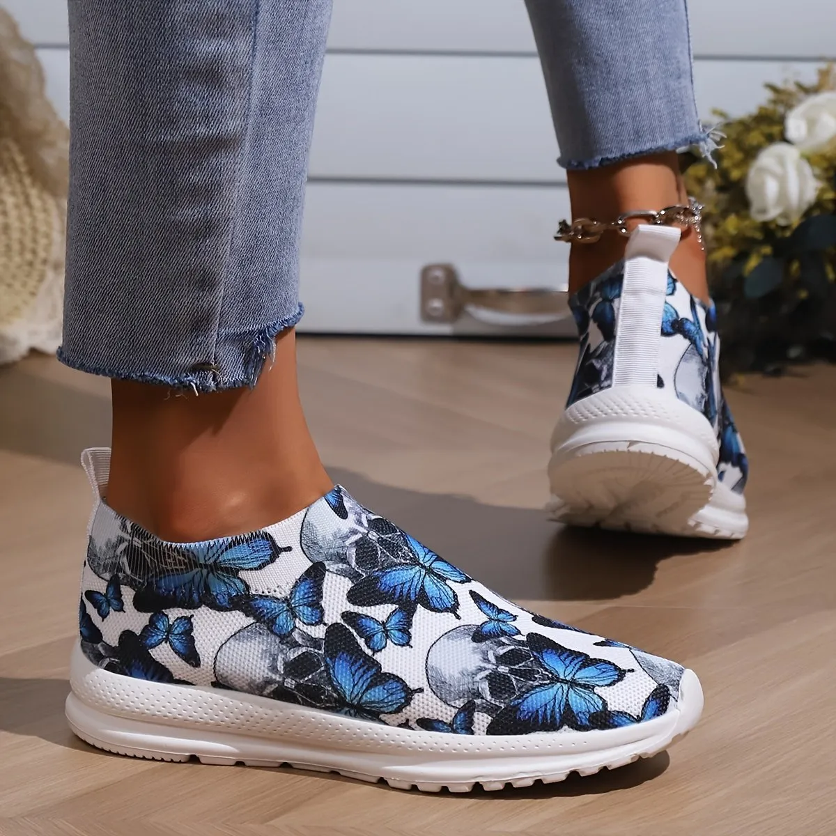 Women's Skull & Butterfly Print Sneakers Breathable Shoes